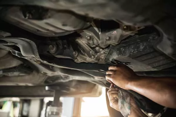 Faire réparer la pédale d'embrayage d'une Peugeot 208, Chelles, Maximum Service Auto
